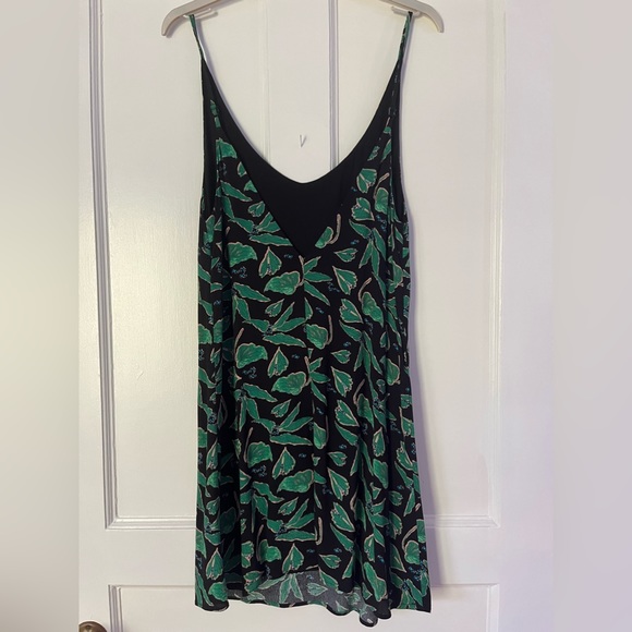 Urban Outfitters Size M dress - Picture 2 of 2